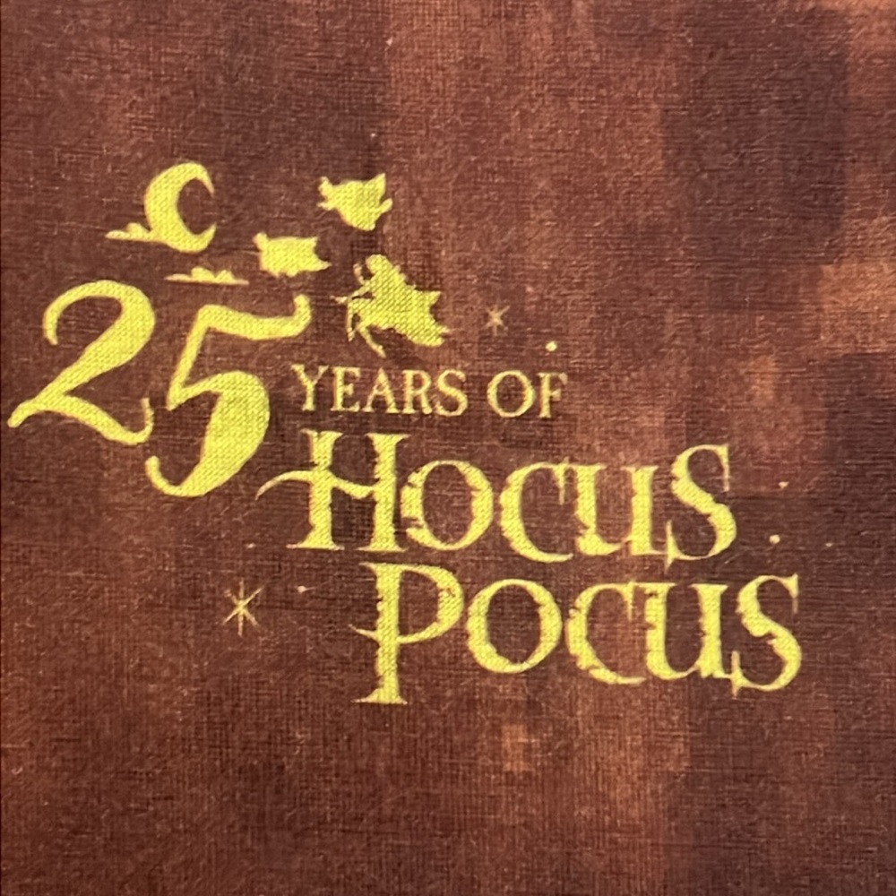 Disney Parks 25 Years of HOCUS POCUS T Shirt - Picture 5 of 9